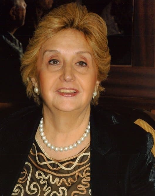 Profa. Dra. Vera Lucia Amaral Ferlini